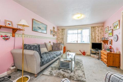 3 bedroom end of terrace house for sale, Springfield Close, Andover