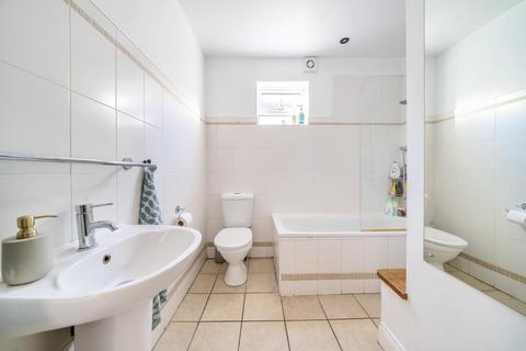 78 Elm Road, Kingston Upon Thames, KT2 6HU