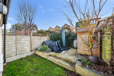 78 Elm Road, Kingston Upon Thames, KT2 6HU