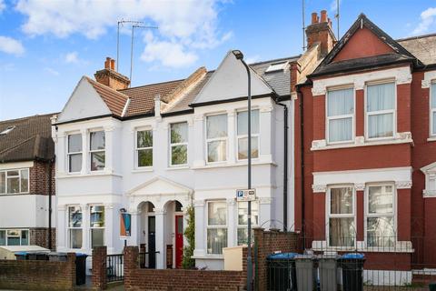 3 bedroom flat for sale, Riffel Road, London NW2