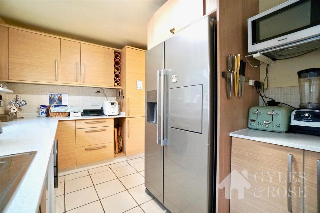 Bromley Road, Colchester 4 bed detached house for sale £425,000