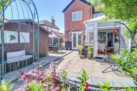 4 bedroom semi-detached house for sale, Halsall Road, Southport PR8