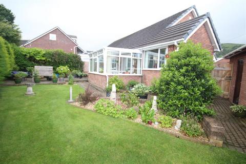 3 bedroom semi-detached bungalow for sale, Cae America, Llanfairfechan