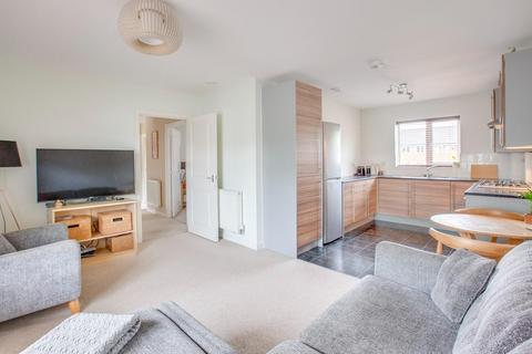 2 bedroom flat for sale, Stubwick Court, Old Saw Mill Place,  Little Chalfont, Buckinghamshire, HP6 6FF