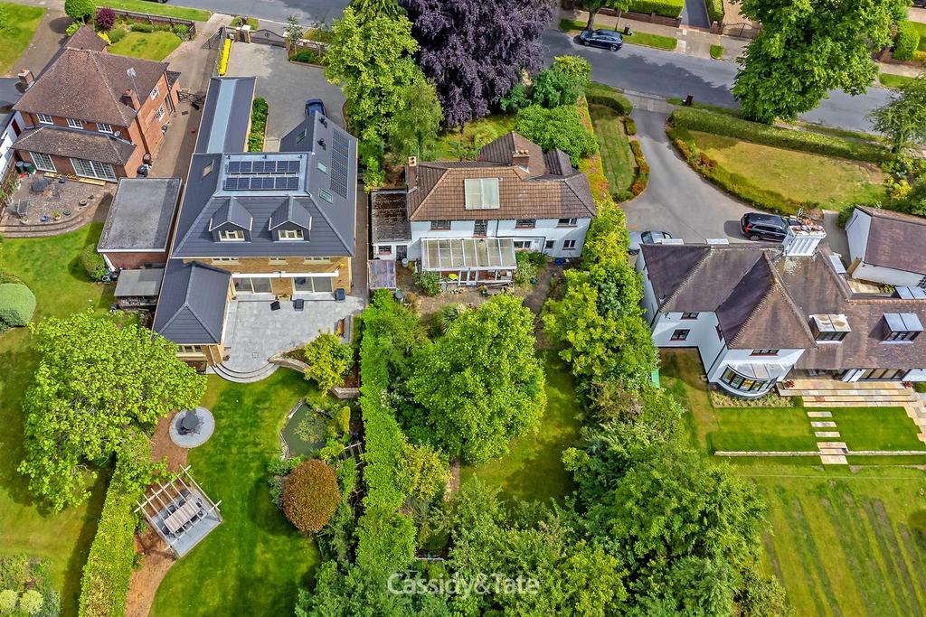 42 Marshals Drive-3.jpg