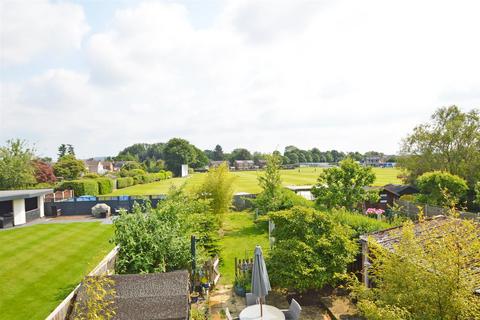 3 bedroom detached house for sale, Wenlock Road, Shrewsbury