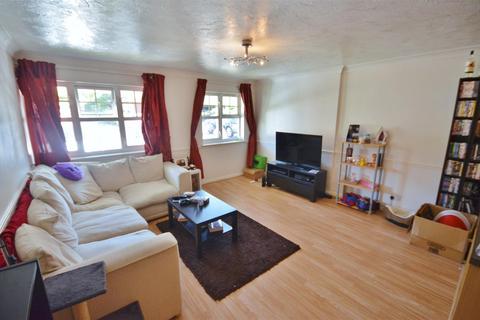 2 bedroom apartment for sale, Barons Court, Earls Meade, Luton