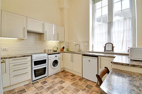 1 bedroom flat for sale, Chauncy Court, Hertford SG14