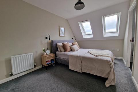 3 bedroom semi-detached house for sale, Ruardean Drive, Tuffley, Gloucester, GL4