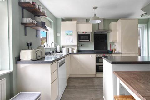 41 Cassandra Gate, Cheshunt, Waltham Cross, EN8 0XE