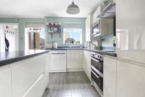 41 Cassandra Gate, Cheshunt, Waltham Cross, EN8 0XE