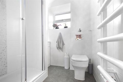 41 Cassandra Gate, Cheshunt, Waltham Cross, EN8 0XE