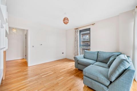 2 bedroom apartment for sale, Green Lanes Walk, London, N4