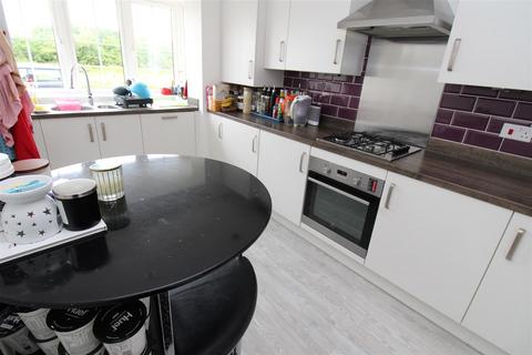 4 bedroom semi-detached house for sale, Benjamin Gray Drive, Littlehampton