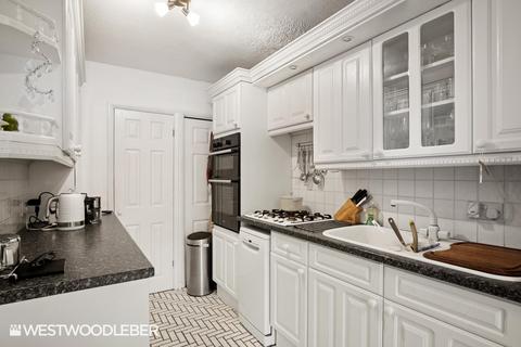 11 Hoecroft, Nazeing, Waltham Abbey, EN9 2RD
