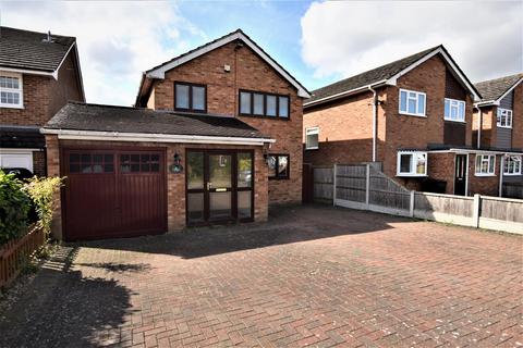 5 bedroom detached house to rent, Whitehouse Road, South Woodham Ferrers