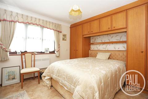 1 bedroom flat for sale, Marlborough Court, Oulton Broad, NR32