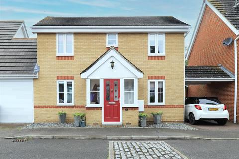 2 bedroom detached house for sale, Yonge Close, Boreham, Chelmsford