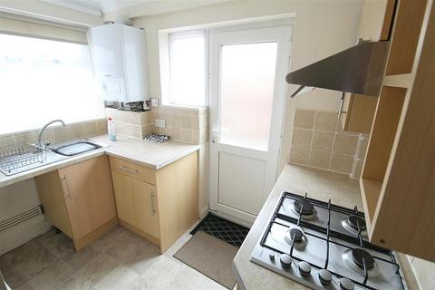 2 bedroom end of terrace house to rent, Florence Avenue, Hessle