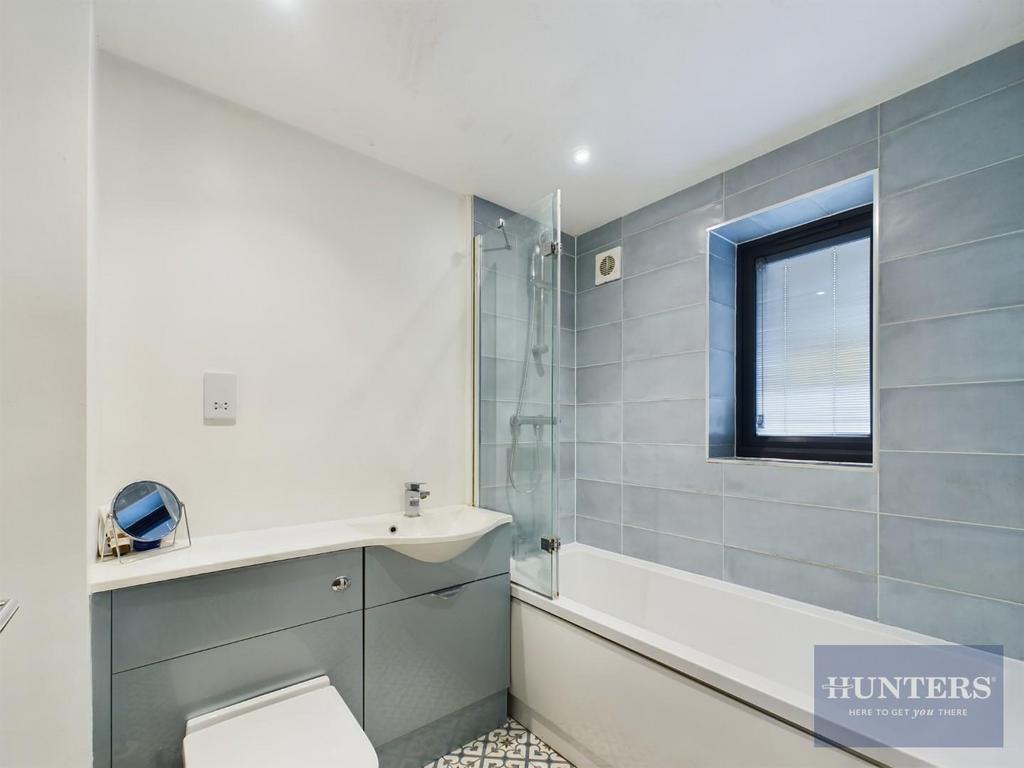 En-Suite to Bedroom One