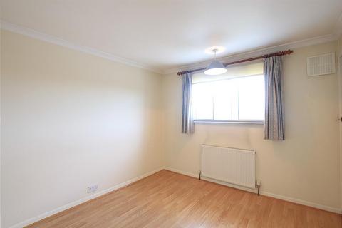 19 Brabazon Road, Hounslow, TW5 9LL