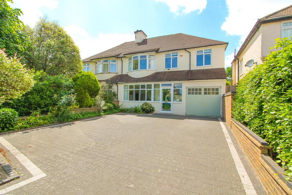 Redford Avenue, Wallington SM6 5 bed semidetached house for sale £