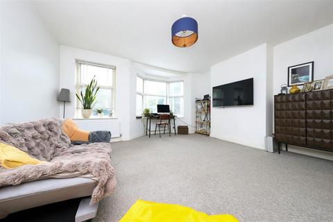 2 bedroom apartment to rent, Sackville Road, Hove