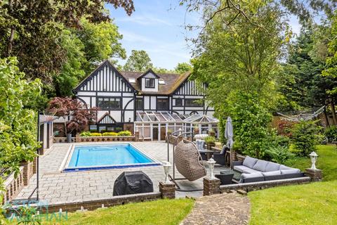 6 bedroom detached house for sale, Withdean Road, Brighton BN1