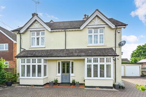 63 Headley Road, Liphook, GU30 7PR