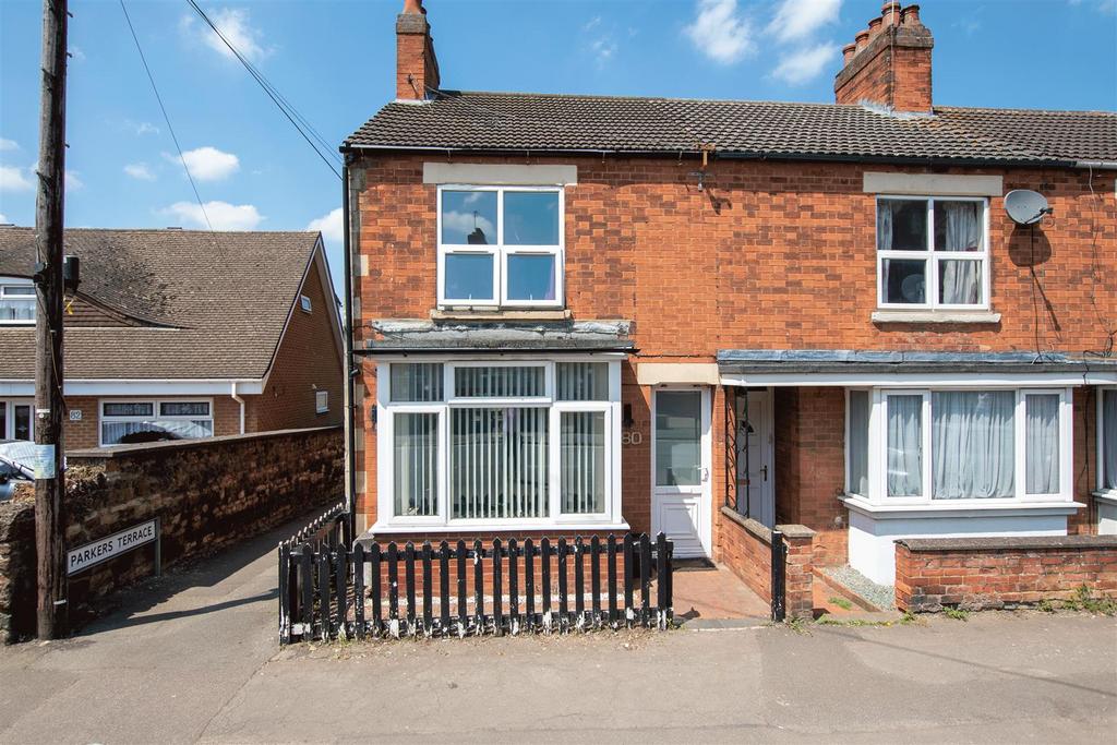 Wellingborough Road, Finedon 2 bed end of terrace house to rent £899