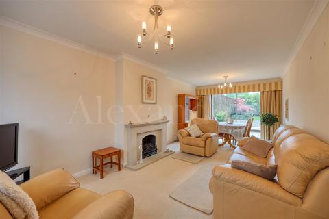 3 bedroom semi-detached house for sale, Peters Avenue, Newbold Verdon