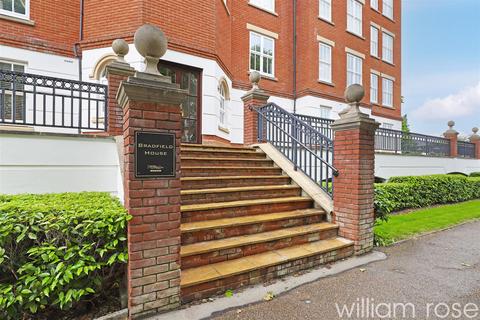 2 bedroom apartment for sale, The Boulevard, Woodford Green IG8