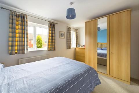 24 Bradstone Drive, Mapperley, Nottingham, NG3 5SY