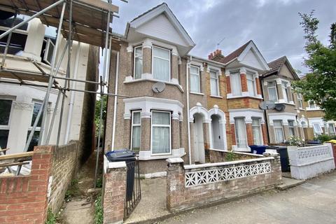 52 Townsend Road, Southall, UB1 1EX