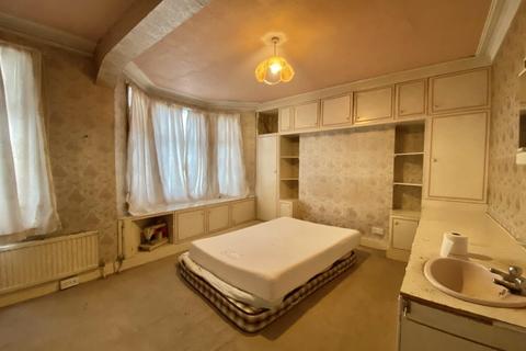52 Townsend Road, Southall, UB1 1EX