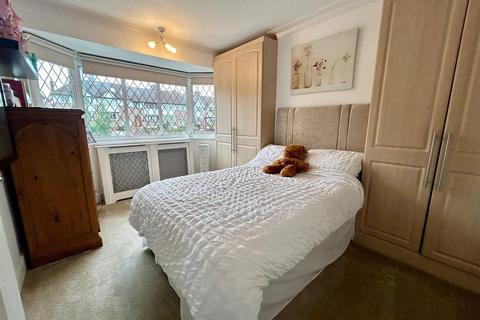 243 Waltham Way, London, E4 8AQ