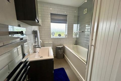 243 Waltham Way, London, E4 8AQ