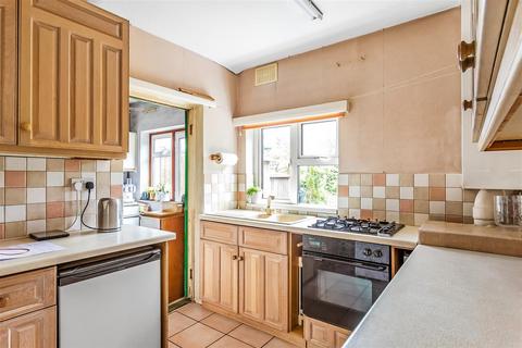 54 Culverhay, Ashtead, KT21 1PS