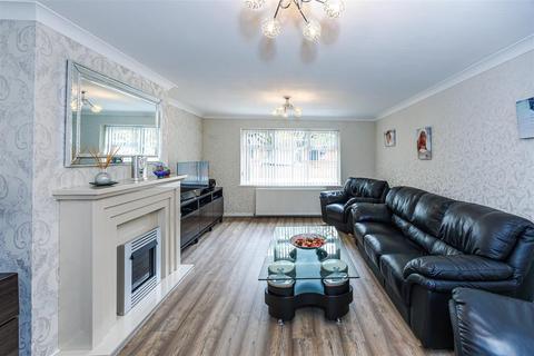 4 bedroom detached bungalow for sale, Elizabeth Road, Walsall