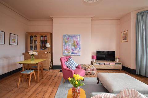 1 bedroom flat for sale, Anglesea Terrace, St. Leonards-On-Sea