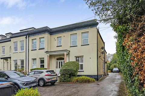 2 bedroom apartment to rent, Epping New Road, Buckhurst Hill