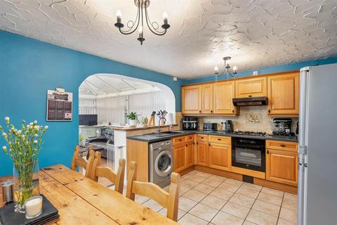 3 bedroom semi-detached house for sale, Churchill Avenue, Burstwick