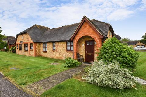 2 bedroom bungalow for sale, Tutors Way, South Woodham Ferrers