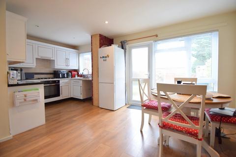 3 bedroom terraced house for sale, Burton Way, Windsor, Berkshire, SL4