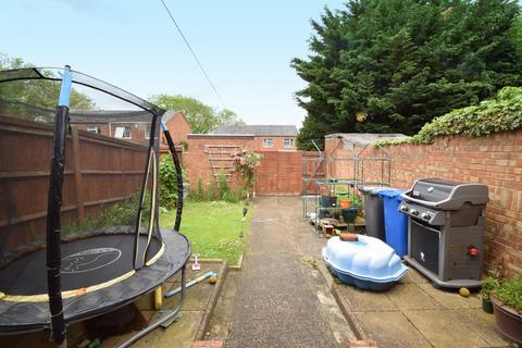 3 bedroom terraced house for sale, Burton Way, Windsor, Berkshire, SL4