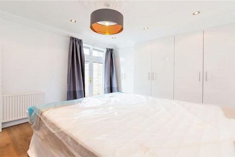 4 bedroom semi-detached house to rent, NW6