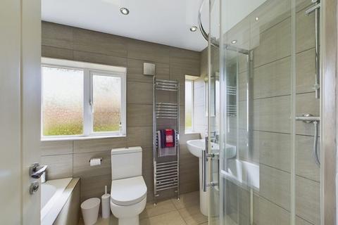 28 Stonecross Road, Whitby, YO21 3LT
