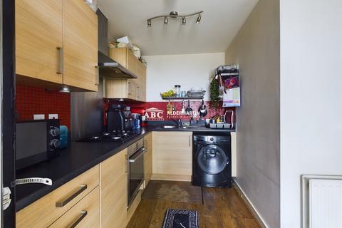 2 bedroom flat for sale, 23 Fortune Avenue, Edgware, HA8