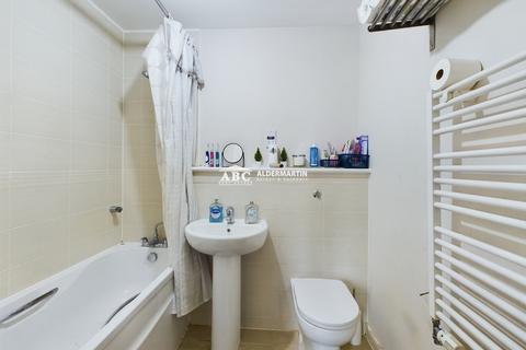 2 bedroom flat for sale, 23 Fortune Avenue, Edgware, HA8