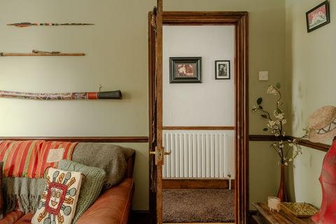 16 Cary Road, London, E11 3LQ